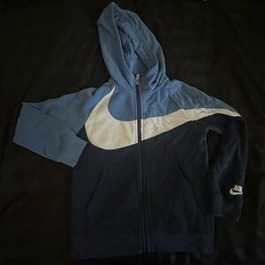 Nike boy sweater